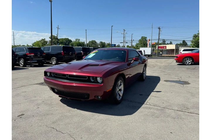 $17980 : 2019 Challenger SXT RWD image 6