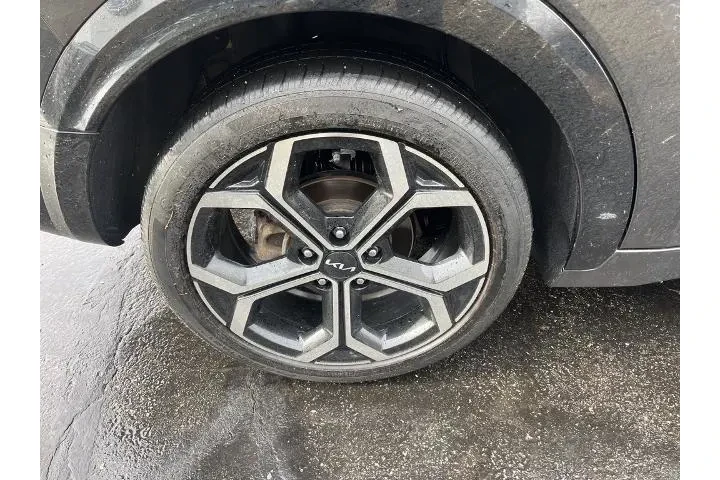 $22588 : Kia Niro 2023 EX 4dr Crossov image 10