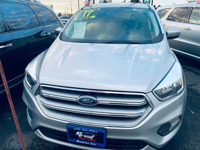 $8995 : 2017 Escape SE image 2