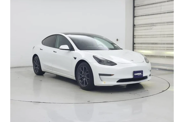 $24998 : Tesla Model 3 2023 4dr Sedan image 1