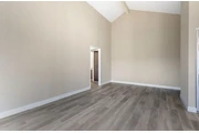$2495 : 3 Bedroom Apt in koreatown LA thumbnail