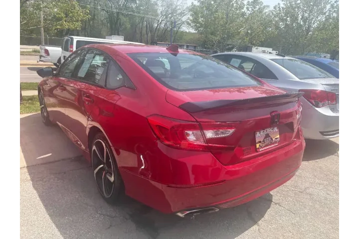 $14950 : 2018 Accord Sport image 5