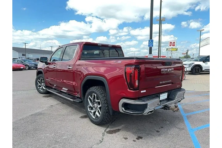 $41992 : 2022 Sierra 1500 SLT image 6