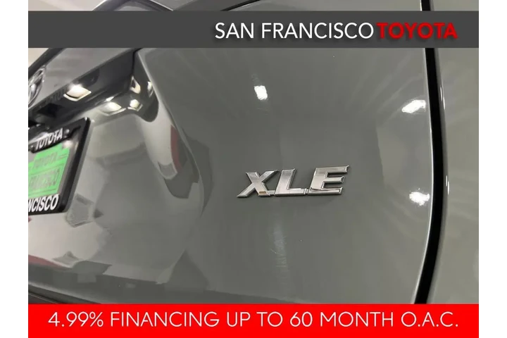 $30988 : Gold Certified2021 RAV4 XLE P image 9