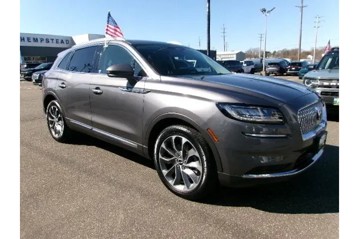$37882 : Lincoln Nautilus 2023 AWD Re image 3