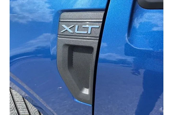 $25000 : Ford Maverick 2024 AWD XLT 4 image 5