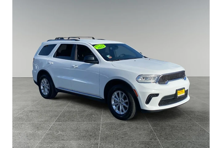 $30565 : Dodge Durango 2023 SXT 4dr S image 7