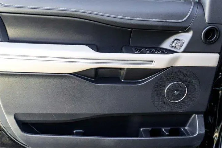 $34684 : Ford Expedition MAX 2023 4x2 image 10