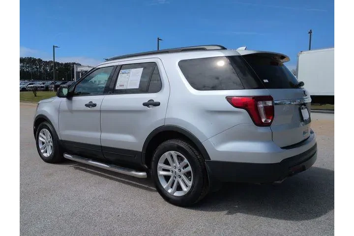 $9000 : Ford Explorer 2017 Base 4dr image 7