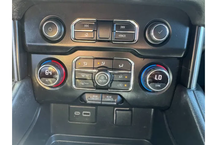 $27998 : 2021 Tahoe LS image 8