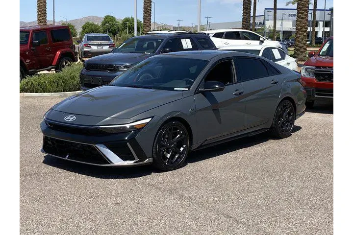 $25261 : Hyundai ELANTRA 2025 N Line image 7