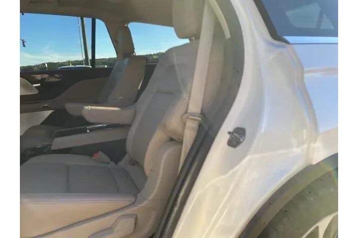 $38591 : Lincoln Aviator 2021 AWD Res image 6