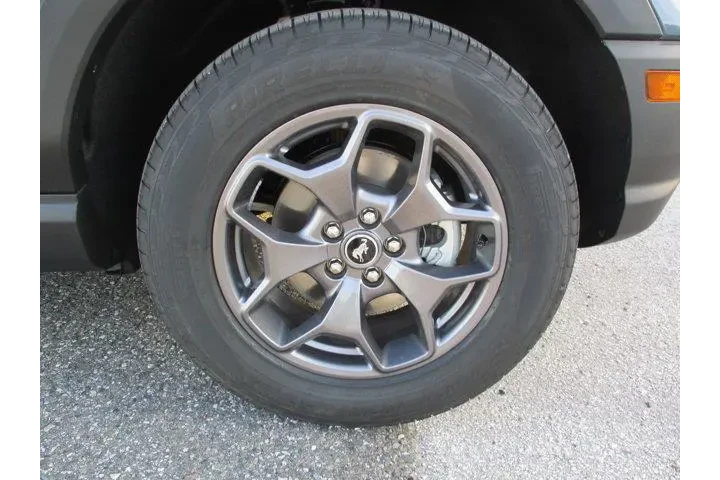 $33395 : Ford Bronco Sport 2024 AWD B image 9