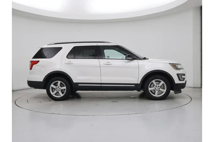 $17998 : Ford Explorer 2017 AWD XLT 4 image 7