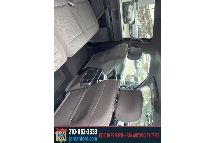 $20373 : Ford F-150 2016 4x4 King Ran image 10