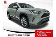 Toyota RAV4 2021 XLE Premium en Orlando