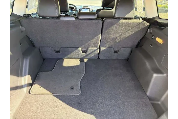 $12990 : Ford Escape 2017 Titanium 4d image 8