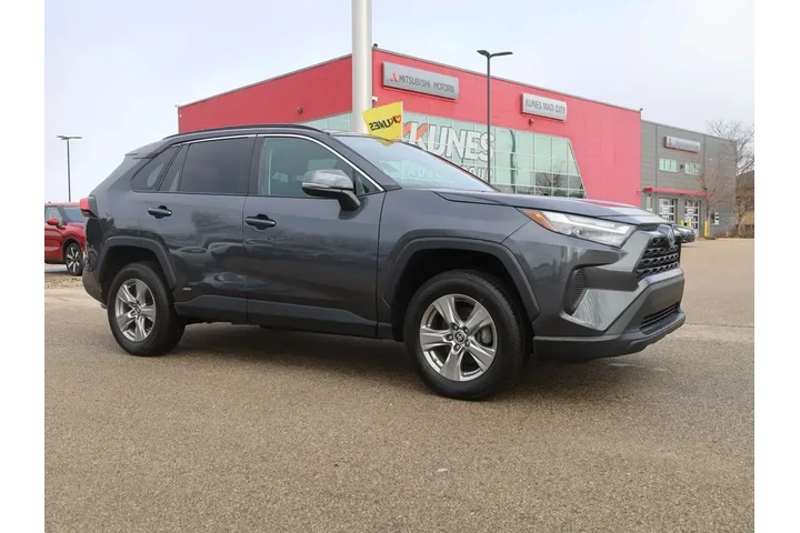 $26277 : Toyota RAV4 Hybrid 2024 AWD image 2