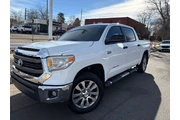 2014 Tundra SR5 5.7L V8 en Denver