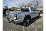 $29500 : Toyota Tacoma 2019 4x4 TRD P thumbnail