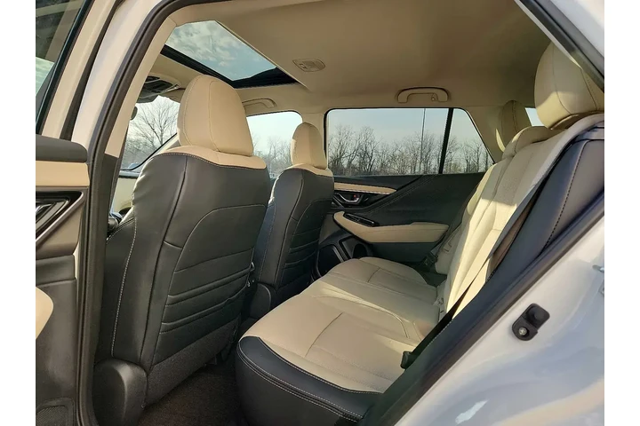 $28825 : Subaru Outback 2023 AWD Limi image 10