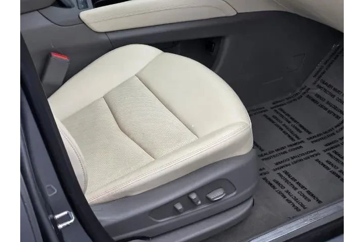 $31590 : Cadillac XT5 2023 Premium Lu image 6