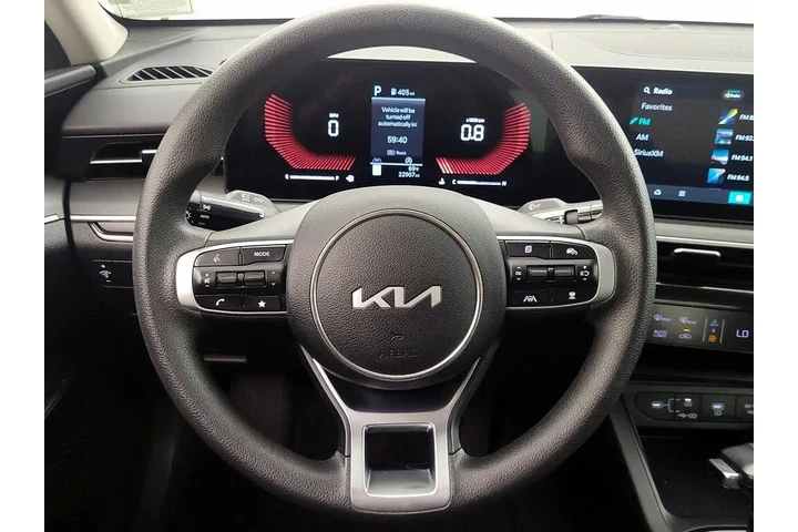 $24998 : Kia K5 2025 LXS 4dr Sedan image 10