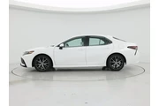 $24998 : Toyota Camry 2024 SE 4dr Sed thumbnail