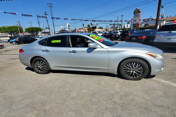 $2000 : Infiniti M37 image 1