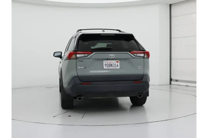 $28998 : Toyota RAV4 2022 AWD XLE Pre image 6