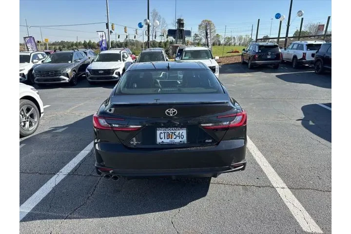 $28991 : Toyota Camry 2025 SE 4dr Sed image 5