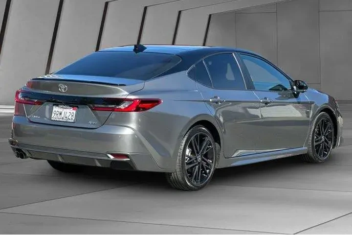 $36500 : Toyota Camry 2025 XSE 4dr Se image 4