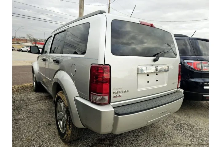 $7000 : 2008 Nitro SLT image 6