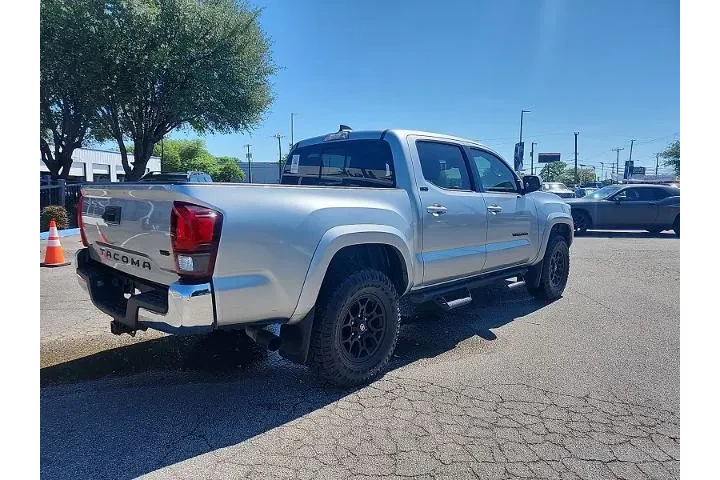 $29997 : Toyota Tacoma 2022 4x2 TRD O image 3