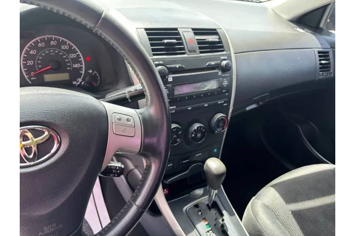 $7999 : 2009 Corolla LE image 10