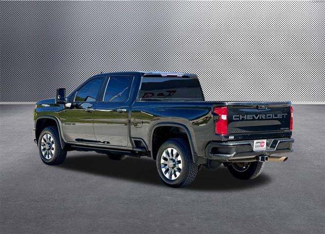 $39989 : 2021 Silverado 2500HD Custom image 5