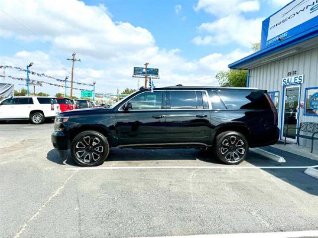 $22990 : 2017 Suburban LT image 8