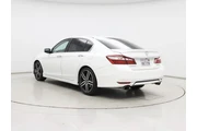 $18998 : Honda Accord 2017 Sport 4dr thumbnail