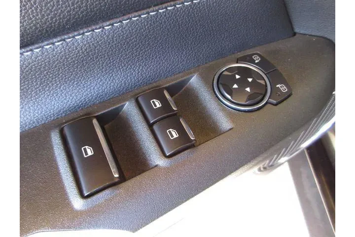 $17468 : Ford Mustang 2016 EcoBoost P image 10