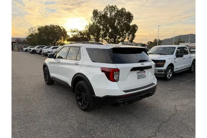 $34500 : Ford Explorer 2021 AWD ST 4d image 4