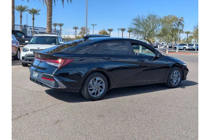 $19990 : Hyundai ELANTRA 2024 SEL 4dr image 4