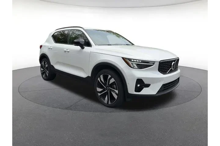 $29488 : Volvo XC40 2024 AWD B5 Plus image 10