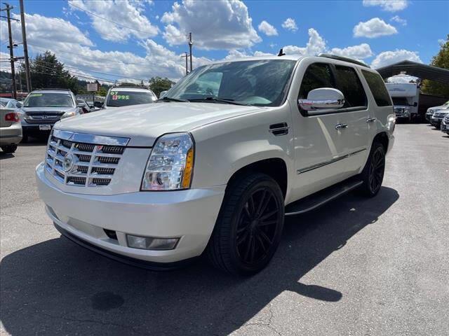 $10995 : 2010 Escalade Luxury image 5