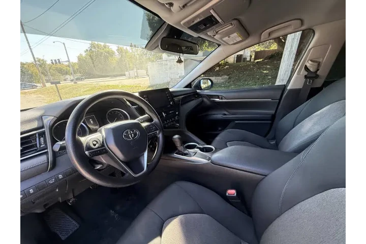 $17999 : 2021 Camry LE image 9