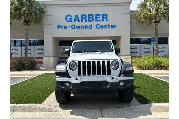 $24381 : Jeep Wrangler Unlimited 2020 image 2