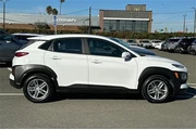 $14290 : Hyundai KONA 2021 SE 4dr Cro thumbnail