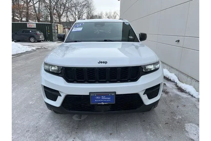 $33200 : Jeep Grand Cherokee 2024 4x4 image 3