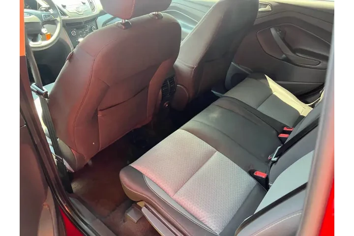 $9999 : 2017 Escape SE image 8