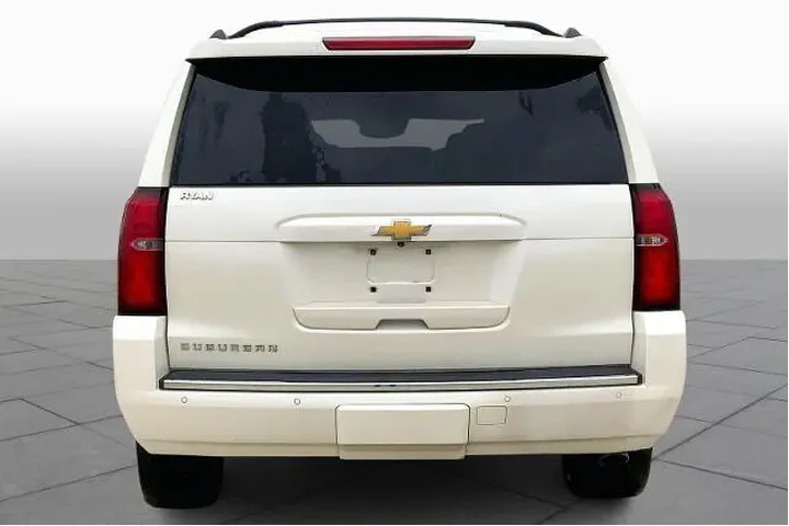 $13942 : Chevrolet Suburban 2015 4x2 image 4