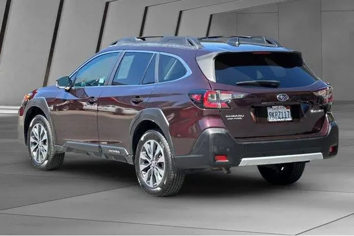 $27000 : Subaru Outback 2024 AWD Limi image 10